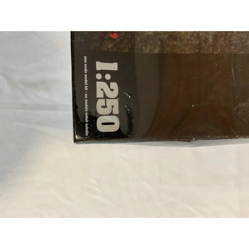 Hobby Craft HC1151 747-400 Air Canada 1:250 Scale - Factory Sealed